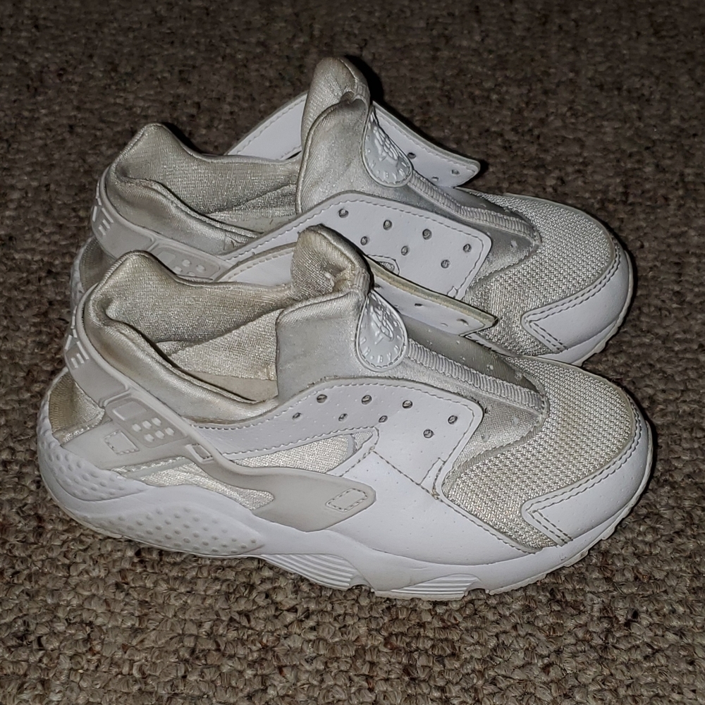 White Huarache